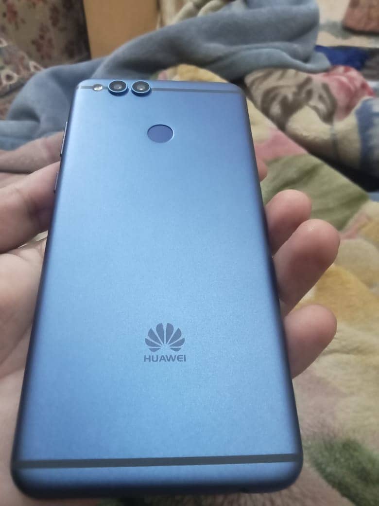 Urgent sale Huawei mobile>call=03288833330=03260145866 whataap 5