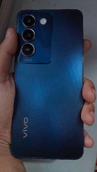 Vivo y 1000 2