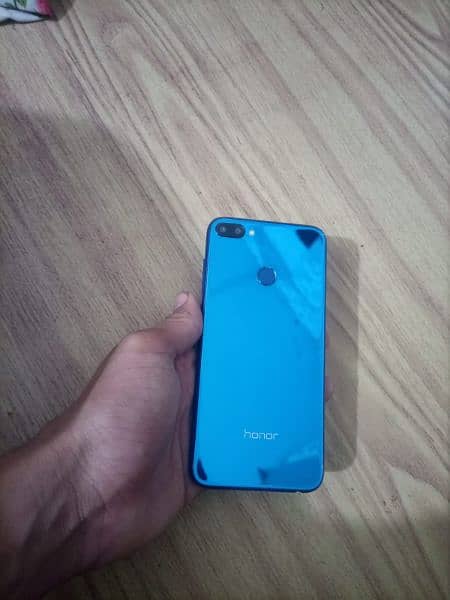 Honor 9 N 4