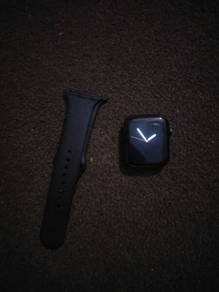 New i 9 pro max watch for sale 10 by 10 condition only 3 weeks used 2