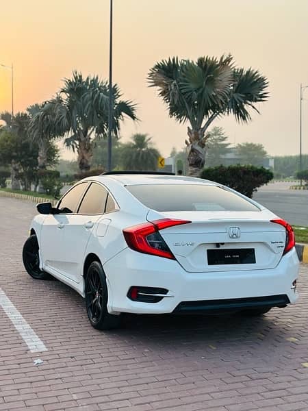 Honda Civic Oriel 2016 7