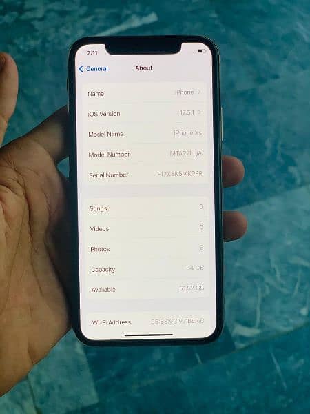 iPhone X's waterproof 6