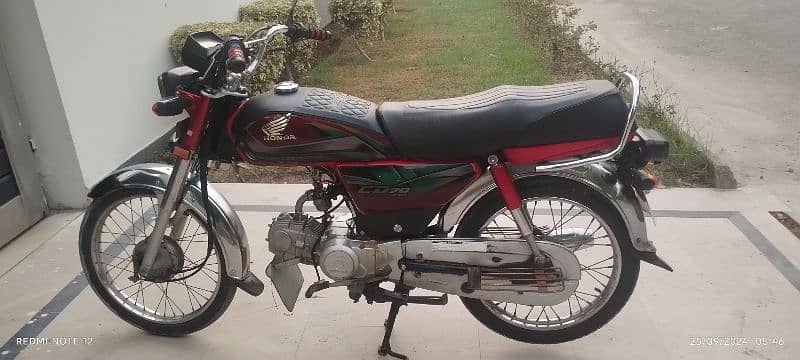 Honda CD70 0