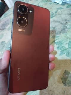 Vivo Y18