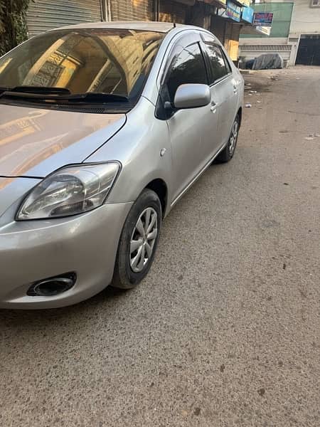 Toyota Belta 2007/2010 4