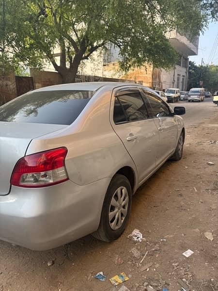 Toyota Belta 2007/2010 6