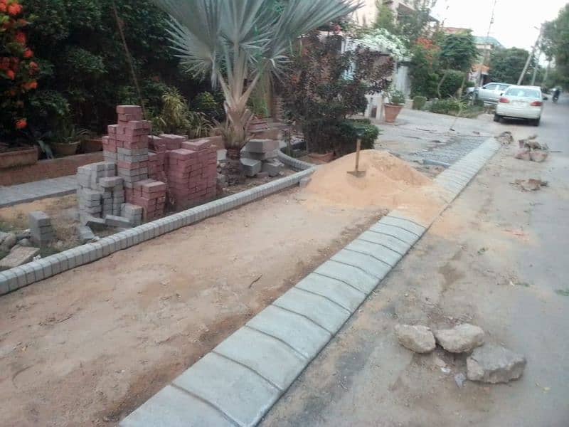 Blocks / Solid blocks / Hollow blocks / Kerb blocks / Pavers / Tiles 13