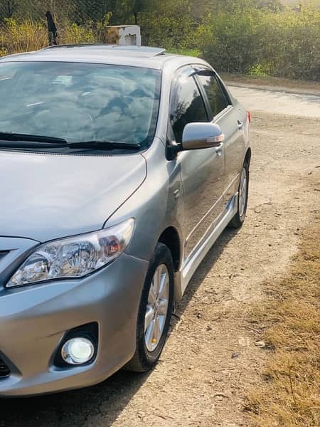 Toyota Corolla Altis sr2013 1