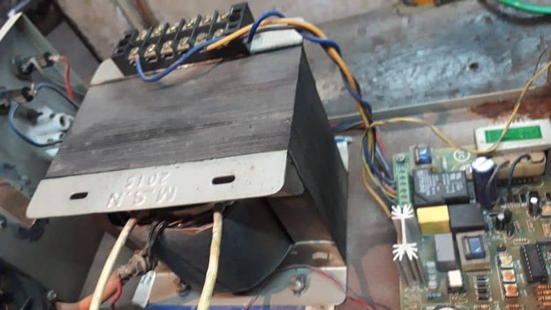 Power Full 1000 Watt UPS 12 V 1