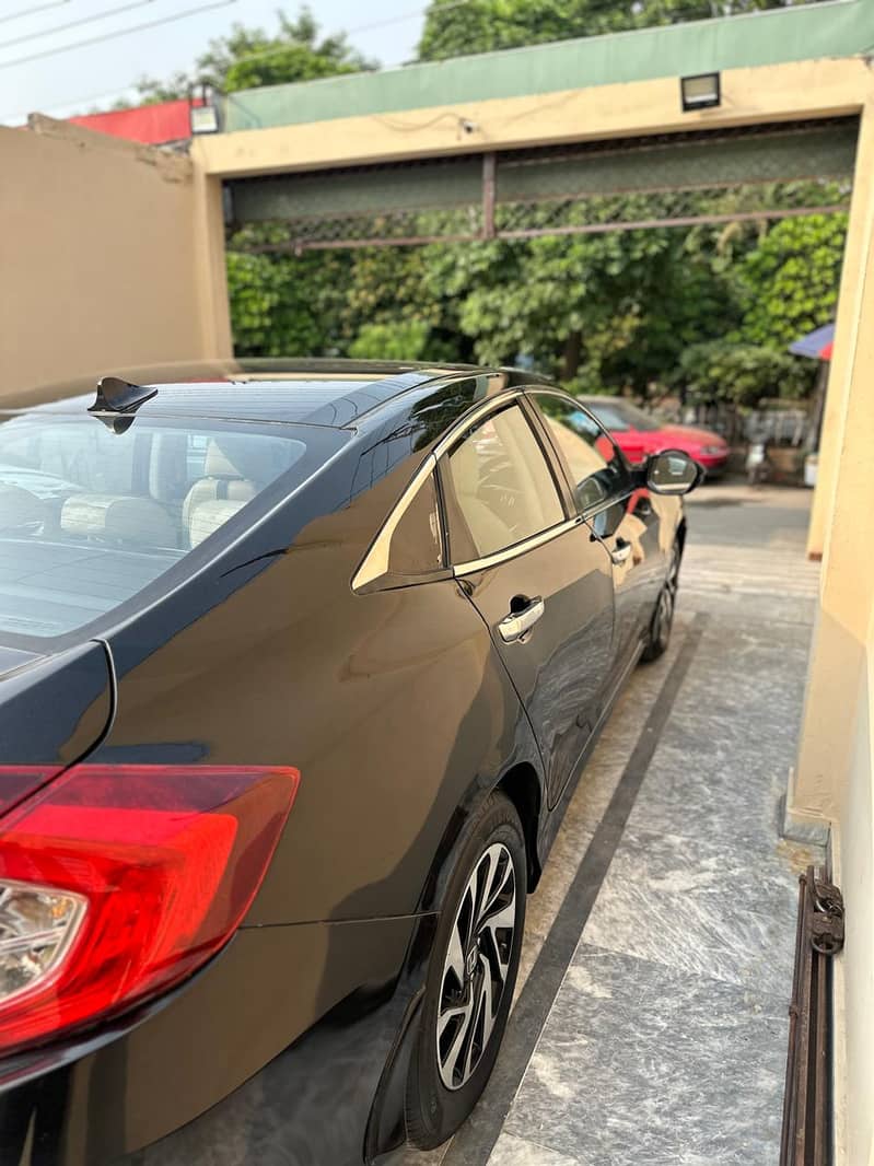 Honda Civic UG 2018 Already Bank Leased 5