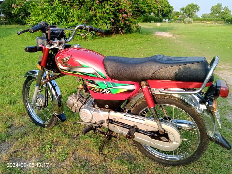 Honda CD 70 For Sale 4