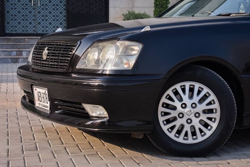 Toyota Crown 2000 8