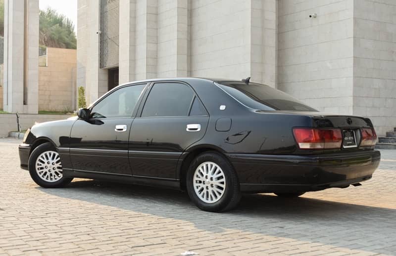 Toyota Crown 2000 14