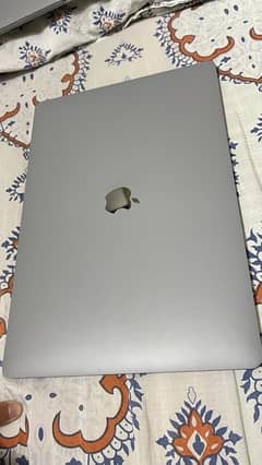 Macbook Pro 2018 15inch