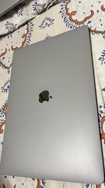 Macbook Pro 2018 15inch 2