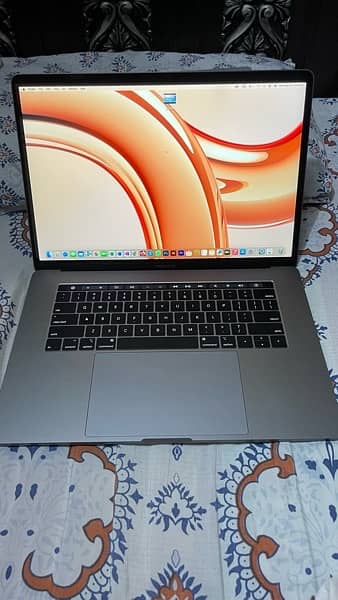 Macbook Pro 2018 15inch 3