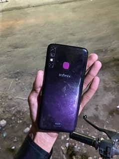 Infinix Hot 8