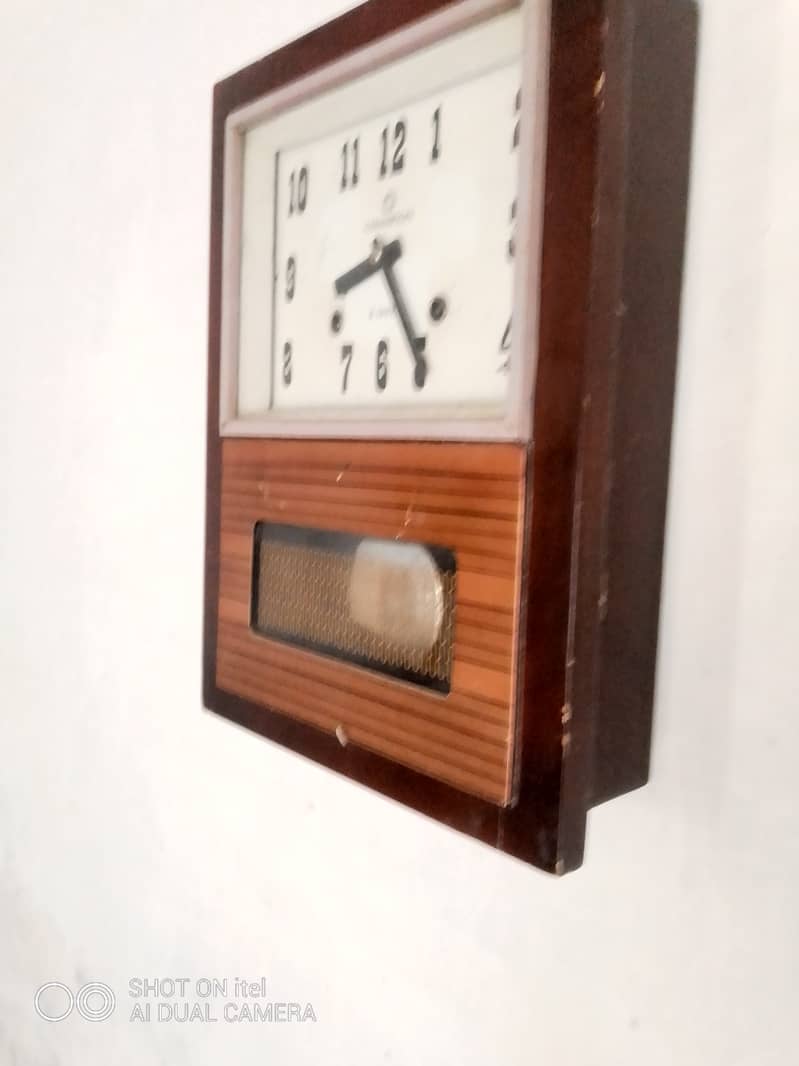 vintage antique wall clock 2