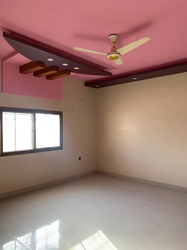 Brand New Portion 300 Sq yards 3 Bed DD 1st Floor in Block 3 Gulistan e Jauhar 7