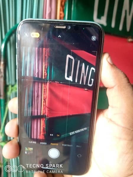 iPhone 11 non pta jv nai hey First Add read E sim working hey 64GB 3