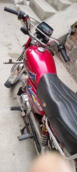 Documents completed , Bilkul new Condition United Motorcycle for sale. 6