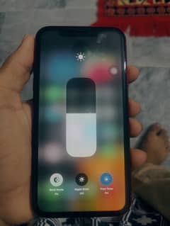 iPhone XR non pta (FU) 64 GB water resistant