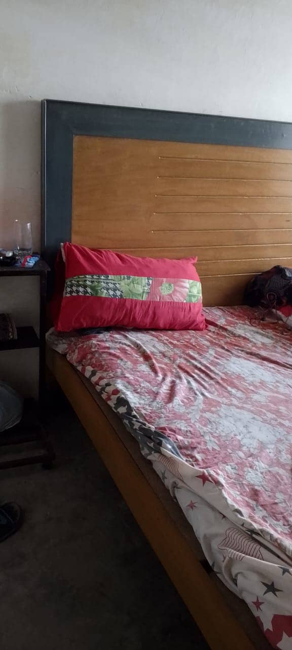 Double bed for sale contact on 03145117757 2