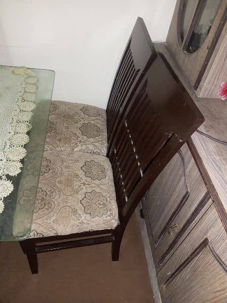 6 seater dining table 4