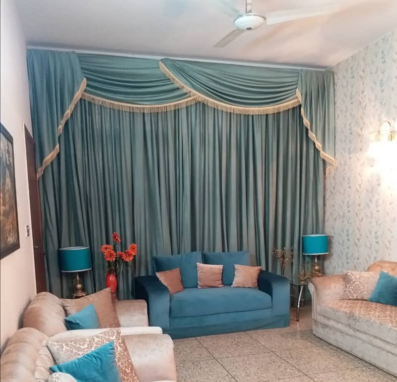 Stunning and affordable House available for sale in Allama Iqbal Town - Nishtar Block 1