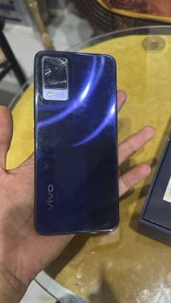 Vivo V21