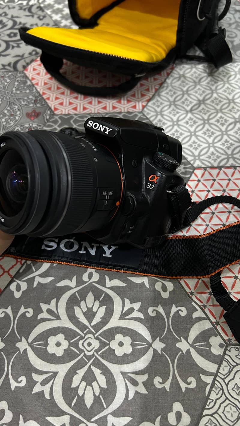 Sony A37 DSLR with 4 lenses 9