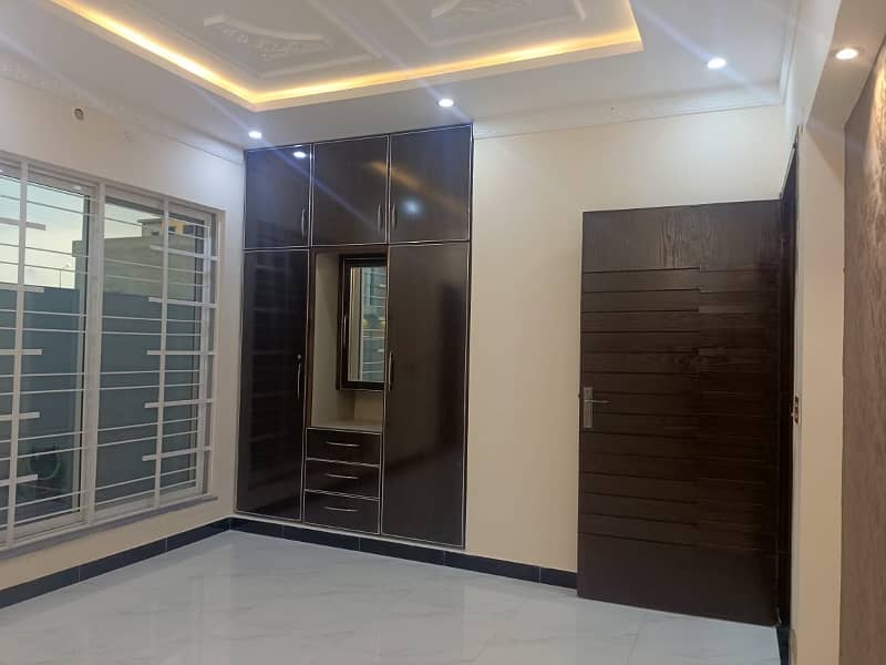 5 Marla Brand New Elegant House Is Ready For Sale In Park View City Platinum Block Lahore 4