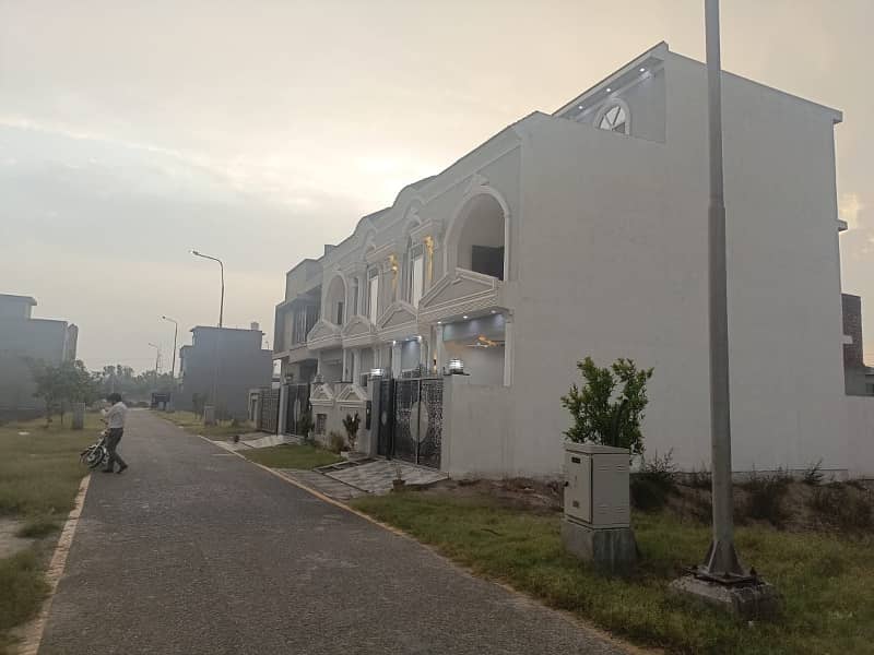 5 Marla Brand New Elegant House Is Ready For Sale In Park View City Platinum Block Lahore 13