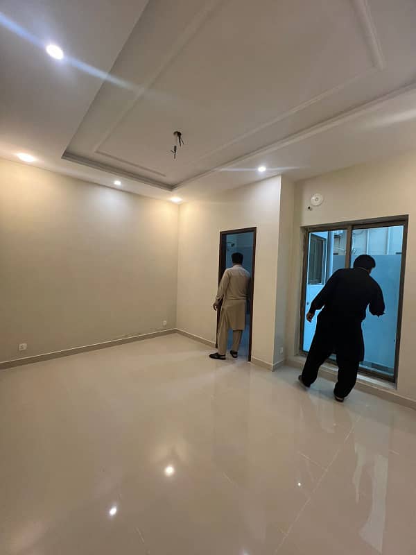 5 Marla Brand New Elegant House Is Ready For Sale In Park View City Platinum Block Lahore 30