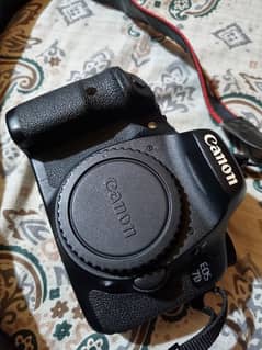 Canon eos 7D  Camera Body Good condition