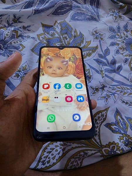 Samsung Galaxy A30s selling 7