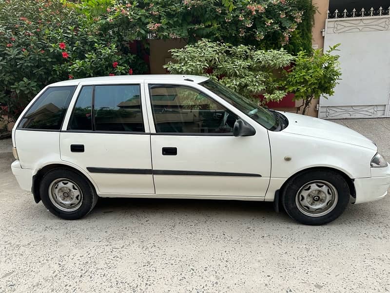 Suzuki Cultus VXR 2011 1