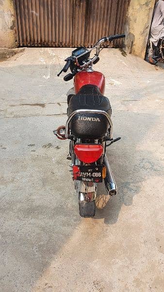 Honda cd70 7