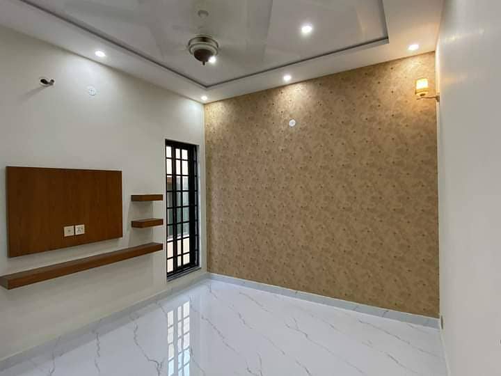 5 Marla House Available For Rent In Block AA Sector D Bahria Town Lahore 0