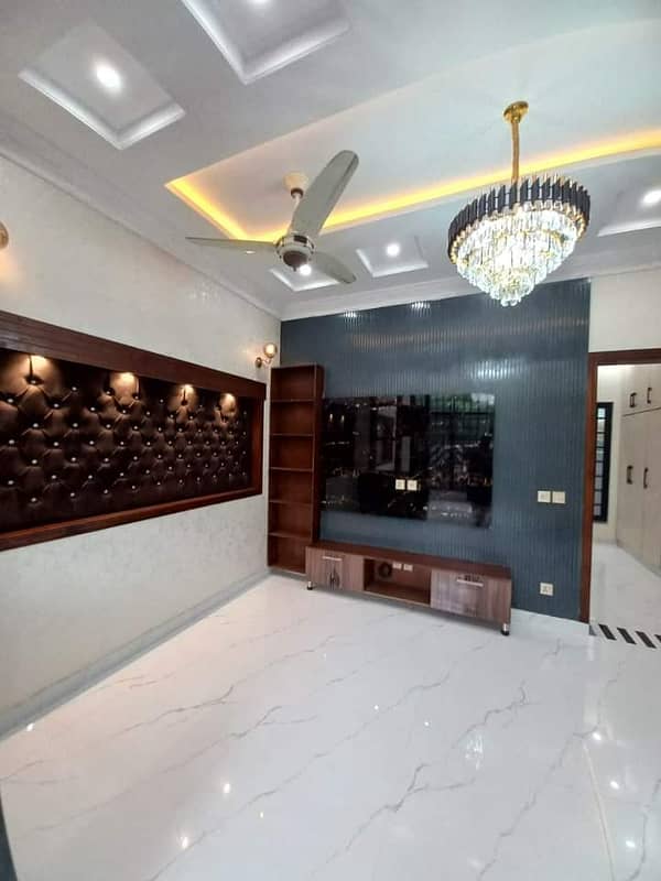 5 Marla House Available For Rent In Block AA Sector D Bahria Town Lahore 9