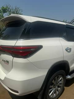 Toyota Fortuner 2.7 V 2022 0