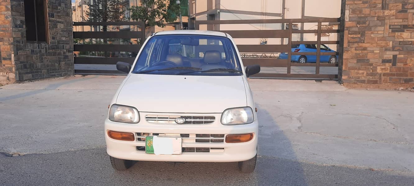 Daihatsu Cuore 2003 8