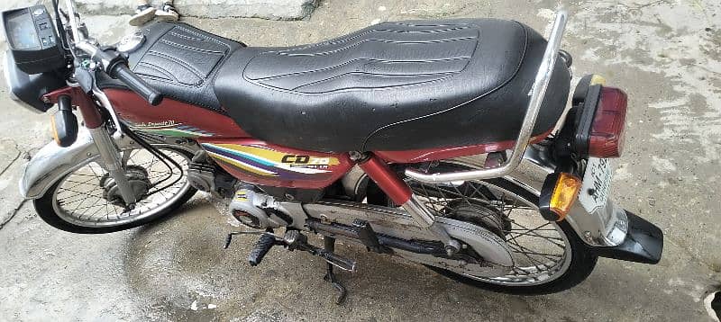 Honda CD 70/ 2015 Model 2