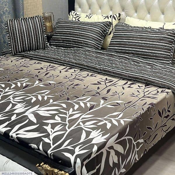 A nice printed bedsheet 0