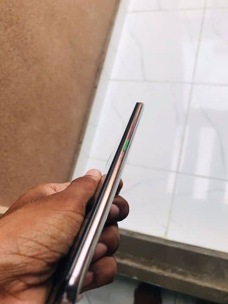 Oppo f11 mobile for sale 4