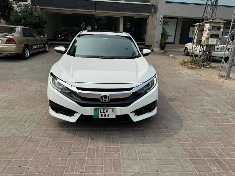 Honda Civic VTi Oriel Prosmatec 2018/2019 total genioun 1