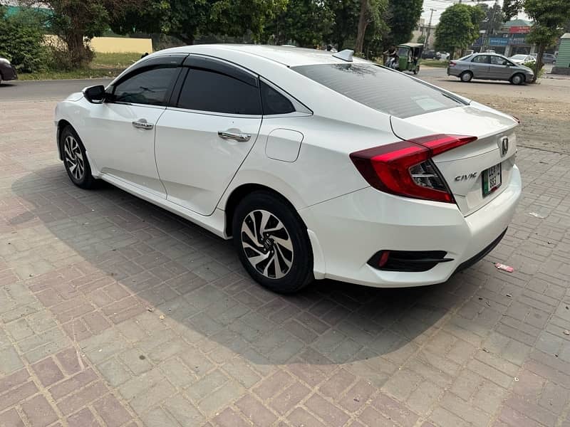 Honda Civic VTi Oriel Prosmatec 2018/2019 total genioun 3