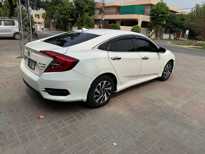 Honda Civic VTi Oriel Prosmatec 2018/2019 total genioun 5