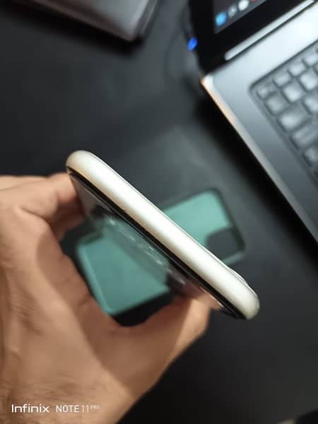 Iphone 11 Perfectly working condition 1