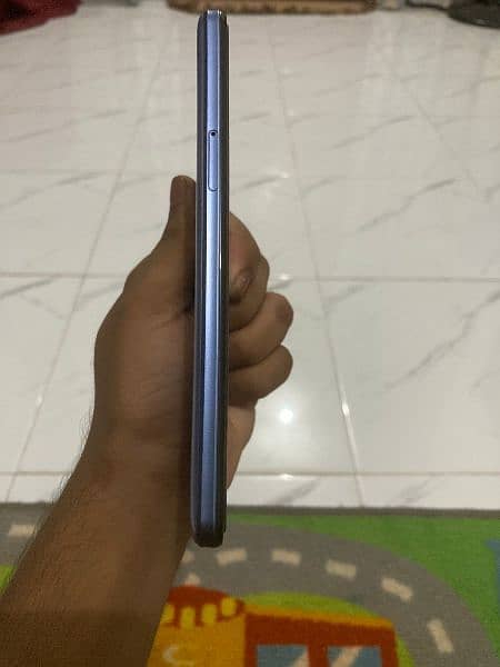 Sharp Aquos Zero 5G 6/64| Pta Approved| SCRATCH LESS| 6